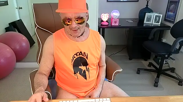 hotdadbod online show from February 22, 2026, 9:27 pm