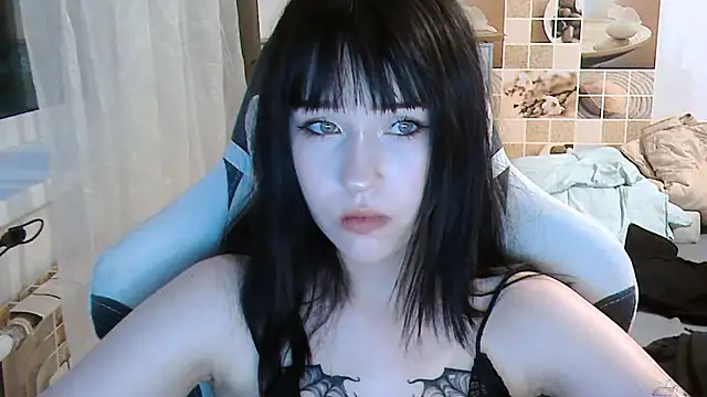 NoirEva online show from July 29, 2026, 5:12 pm