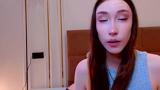 lalisabrown online show from May 25, 2026, 3:28 am