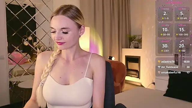 Mila  Lux online show from July 14, 2026, 2:05 am
