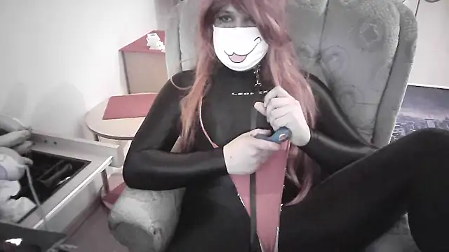 Forzen Aronia online show from May 12, 2026, 10:16 pm