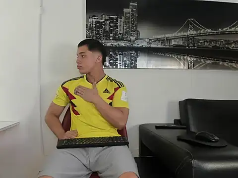 Snapshot of rocco_gym chatting on July 3, 2026, 7:31 pm rocco gym online show from July 3, 2026, 7:31 pm