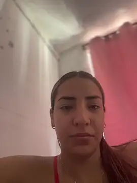Bella-Saint online show from July 25, 2026, 5:19 pm