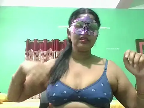 Kavya17 online show from June 15, 2026, 6:07 pm