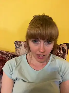 Kamilochka29511 online show from May 24, 2026, 7:19 am