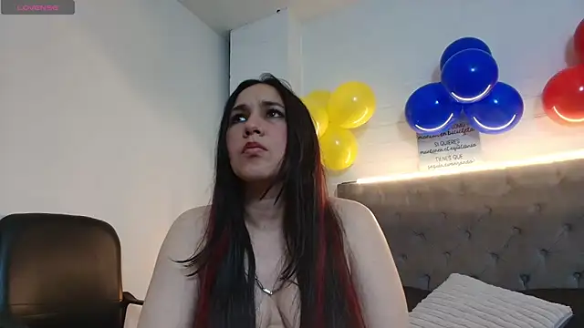 Snapshot of Rossy_Marks chatting on June 18, 2026, 9:14 am Rossy Marks online show from June 18, 2026, 9:14 am