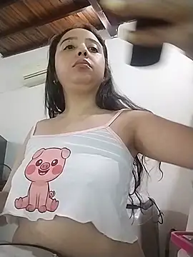 NathyFerrer online show from July 10, 2026, 1:22 pm