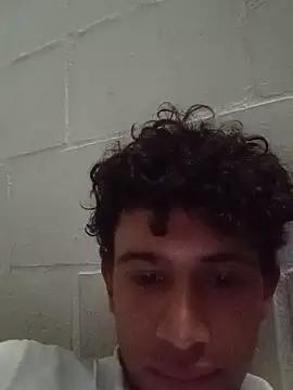 El CharlyX69X online show from May 26, 2026, 3:48 am