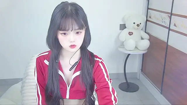 Evil-Bunny007 online show from May 15, 2026, 11:41 am