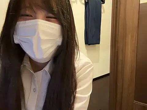 miniminimo o online show from June 25, 2026, 10:20 am