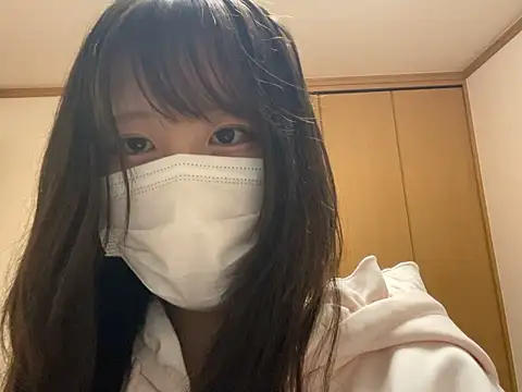miniminimo o online show from June 18, 2026, 11:37 am