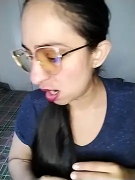 Pamela sa online show from July 21, 2026, 8:54 pm