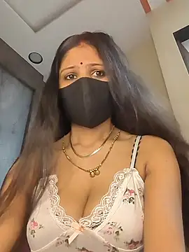 kaira noty online show from June 10, 2026, 3:08 am