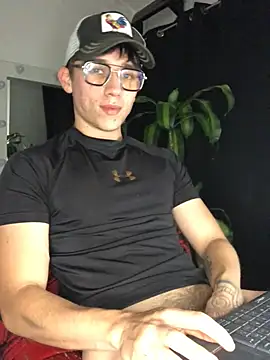 Snapshot of Salvatore_angelo chatting on June 26, 2026, 2:39 am Salvatore angelo online show from June 26, 2026, 2:39 am