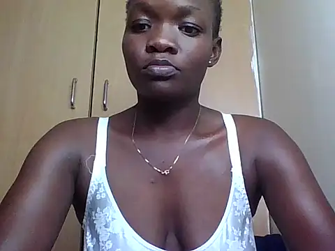 joyvall01 online show from May 30, 2026, 5:18 pm