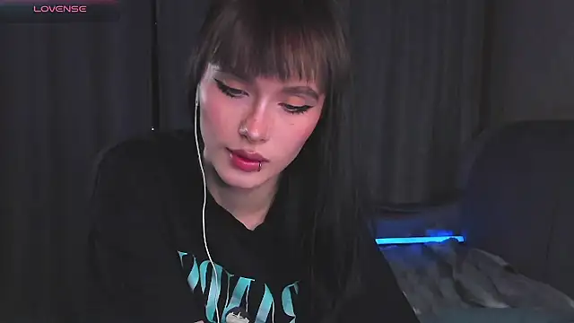 demetracorn online show from May 25, 2026, 4:17 pm