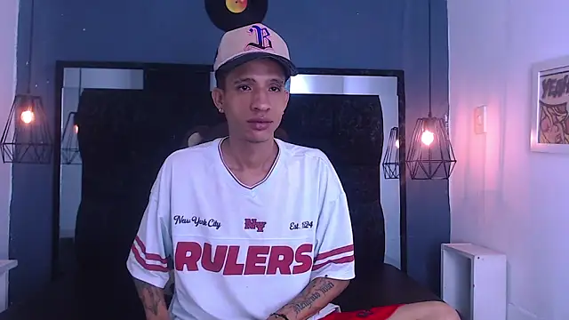 anxiuos miller online show from June 6, 2026, 3:34 am