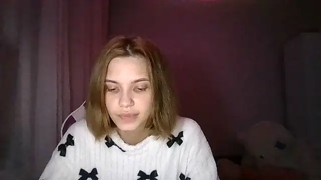 MiraLaPics online show from June 6, 2026, 10:26 pm