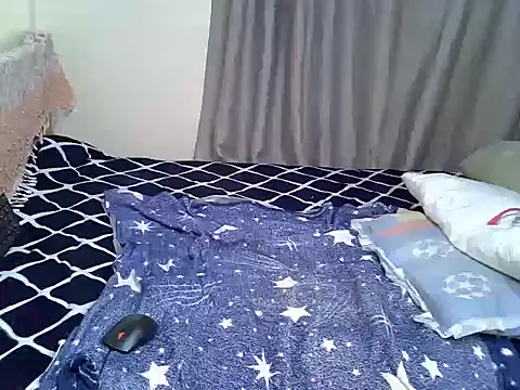 Sexxyjey online show from May 31, 2026, 6:09 pm