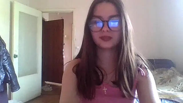 Snapshot of Bellochka201 chatting on June 2, 2026, 8:47 am Bellochka201 online show from June 2, 2026, 8:47 am