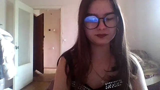 Snapshot of Bellochka201 chatting on May 18, 2026, 8:52 am Bellochka201 online show from May 18, 2026, 8:52 am