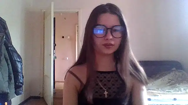 Snapshot of Bellochka201 chatting on May 21, 2026, 8:44 am Bellochka201 online show from May 21, 2026, 8:44 am