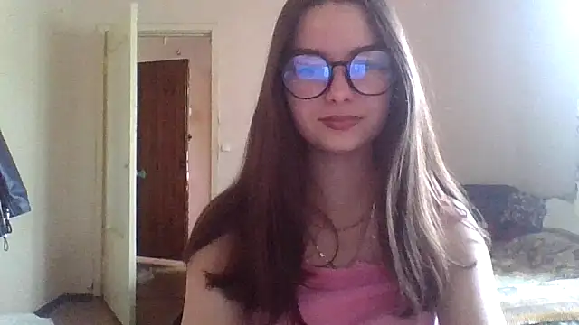 Snapshot of Bellochka201 chatting on June 5, 2026, 8:42 am Bellochka201 online show from June 5, 2026, 8:42 am