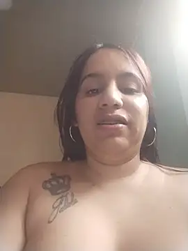 tifanny27 online show from May 22, 2026, 8:40 pm