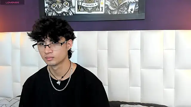 Sofia-Ethan online show from July 24, 2026, 7:10 pm