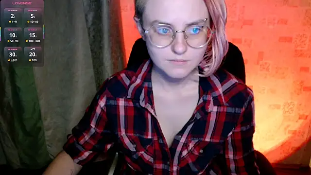   Freya    online show from July 30, 2026, 5:56 pm