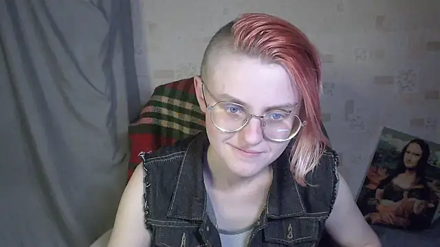   Freya    online show from June 24, 2026, 4:38 pm