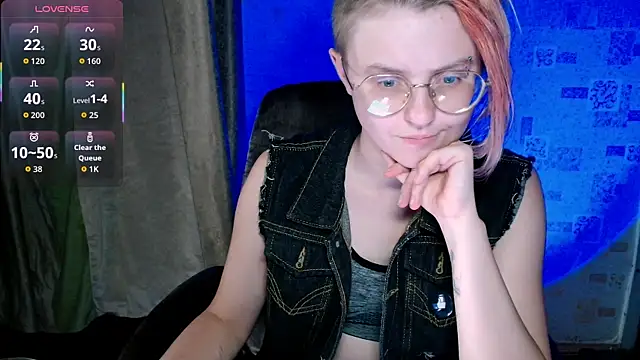   Freya    online show from July 27, 2026, 5:09 pm