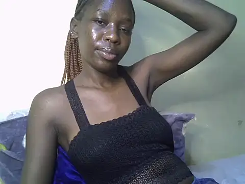 Simplyloy33 online show from May 19, 2026, 6:48 pm