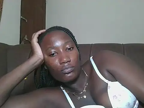 misspretty001 online show from June 8, 2026, 2:28 pm