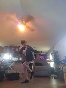 PixieLix online show from May 30, 2026, 2:44 pm