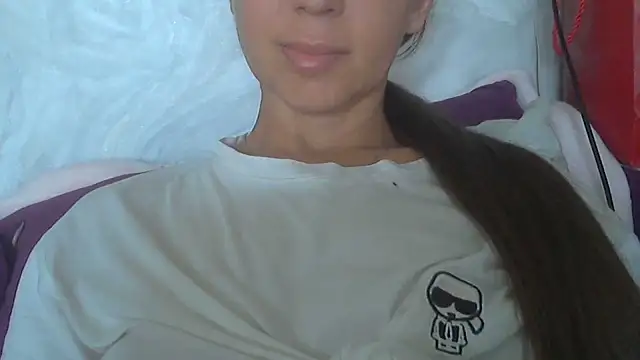 Bella--White online show from July 29, 2026, 6:12 am