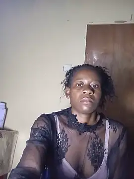 Mamapretty online show from May 19, 2026, 1:21 am