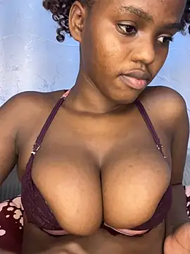 molly badgirl online show from July 14, 2026, 2:05 am