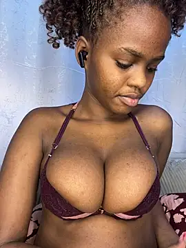 molly badgirl online show from July 15, 2026, 7:10 pm