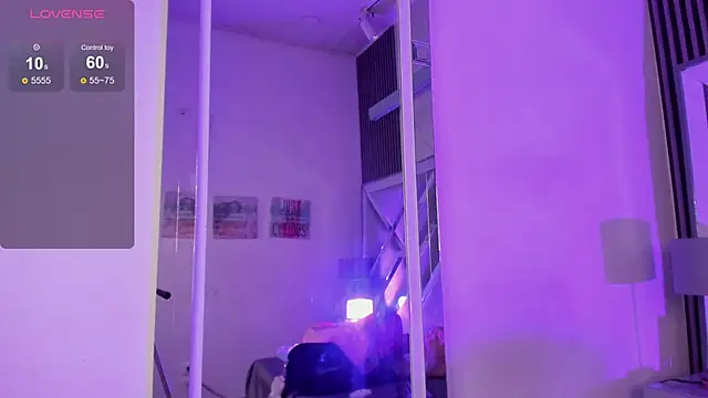ByVanessa online show from June 12, 2026, 12:58 pm