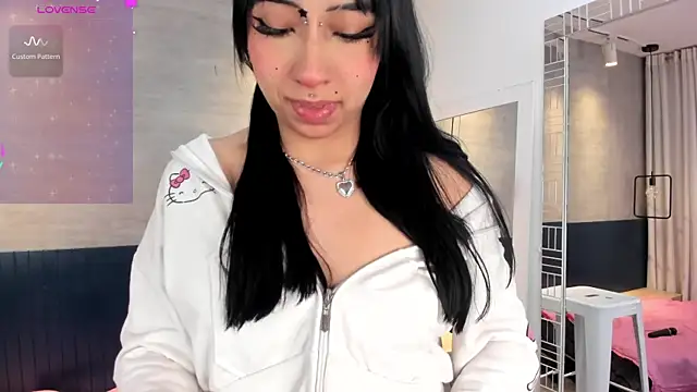 ByVanessa online show from June 26, 2026, 3:56 am