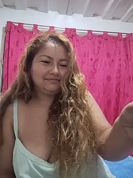 Bellaking-horny online show from June 6, 2026, 2:28 am