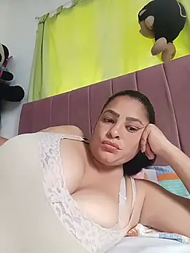hugeboobs zafiro online show from June 3, 2026, 1:56 pm