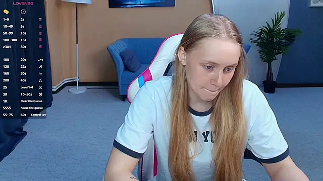 DiedreAres online show from June 1, 2026, 8:47 am