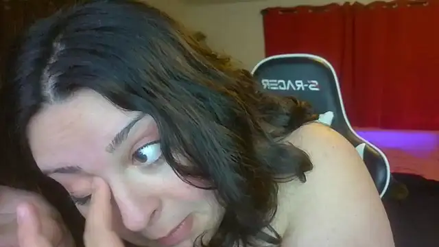 Snapshot of squishkink chatting on May 23, 2026, 2:05 pm squishkink online show from May 23, 2026, 2:05 pm