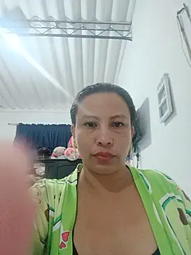 Snapshot of stacy_05 chatting on June 1, 2026, 12:27 pm stacy 05 online show from June 1, 2026, 12:27 pm