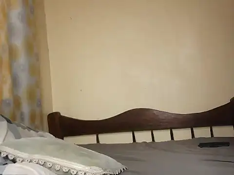 Africanqueen100 online show from July 24, 2026, 4:41 am