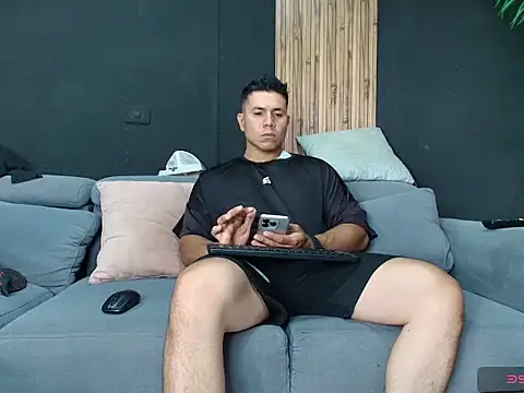 hetero sexxx online show from May 23, 2026, 7:57 pm