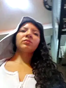 Snapshot of Bella_Jane_hot chatting on May 22, 2026, 12:19 am Bella Jane hot online show from May 22, 2026, 12:19 am