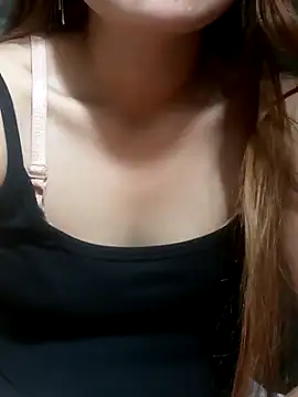 HoaHongXanh22 online show from June 11, 2026, 7:22 pm